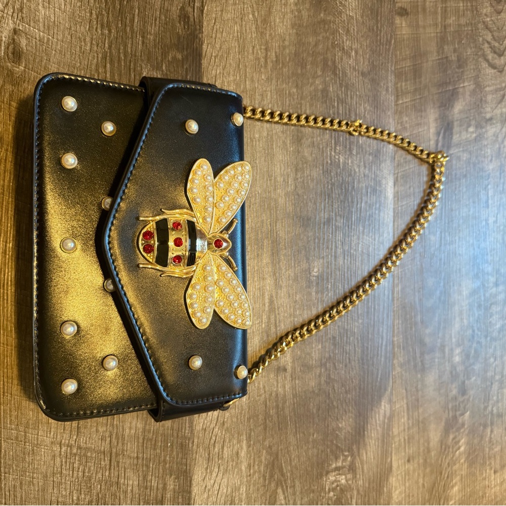 Elegant Black and Gold Women's Bag